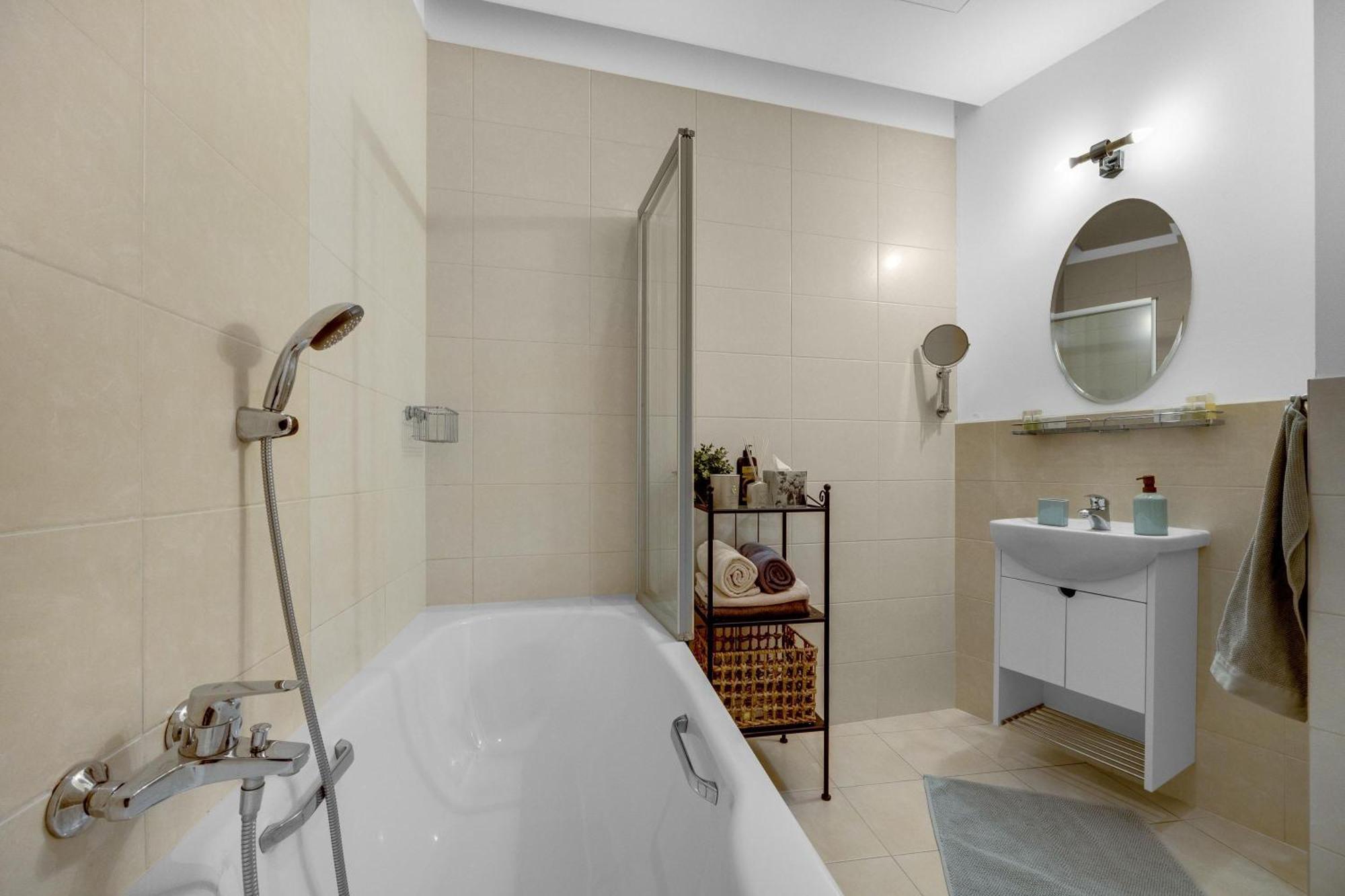 Revon Art-Deco Apartment Laurinska บราติสลาวา ภายนอก รูปภาพ